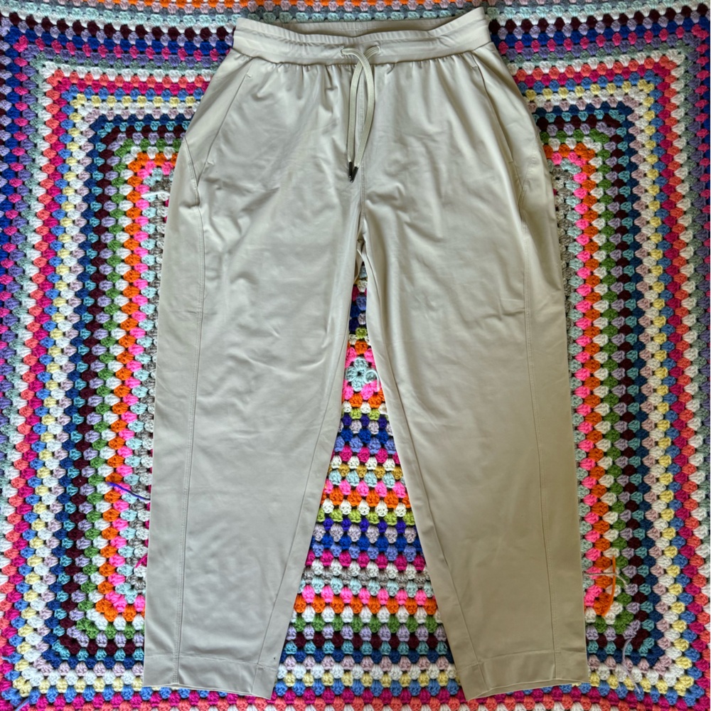 Sweaty Betty Butter Yellow Explorer Jogger Pants - M